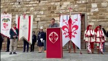 Firenze, Stefano Massini legge il testo di Scurati in piazza della Signoria per il 25 Aprile
