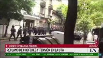 Un grupo de choferes se acercó a la sede de UTA para manifestarse en contra del acuerdo salarial