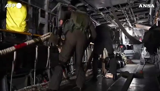 Israele, l'esercito rimuove i resti di missili iraniani