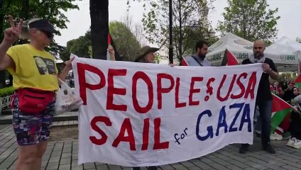 İHH, Sultan Ahmet Meydanı’nda Gazze’deki soykırıma karşı oturma eylemi başlattı