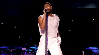 Usher left with parenting dilemma when his son stole his phone to contact his favourite singer