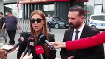 Dilan Polat'ın yakınları duruşma sonrası Banu Parlak'a tükürdü