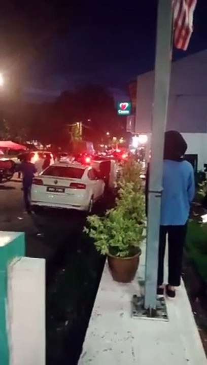 Kereta rempuh station minyak-20240425-WA0074