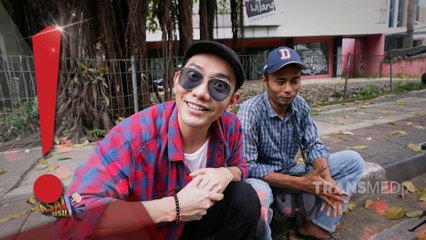 Asal Usil! John Lagi Tanya Tanya Perbedaan Uang Dollar Asli Dan Palsu