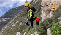 Escursionisti in difficolt? all'Isola d'Elba: salvati dai vigili del fuoco