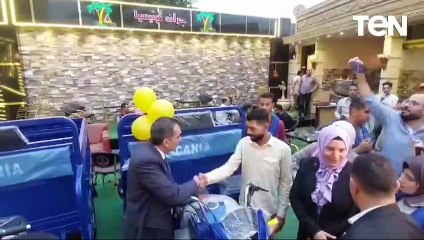 بتوزيع أجهزة كهربائية.. مبادرة "حياة كريمة" تُدخل الفرحة في بيوت الغربية