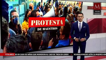 Télécharger la video: AMLO se reúne con maestros de la CNTE; protegen Palacio Nacional con vallas metálicas