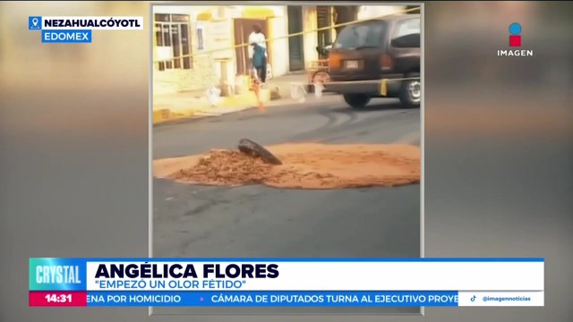 Desechos brotaron de una alcantarilla en Nezahualcóyotl