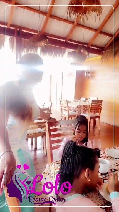 Lolo Beauté a complètement changé : L'influenceuse a-t-elle fait une chirurgie ?