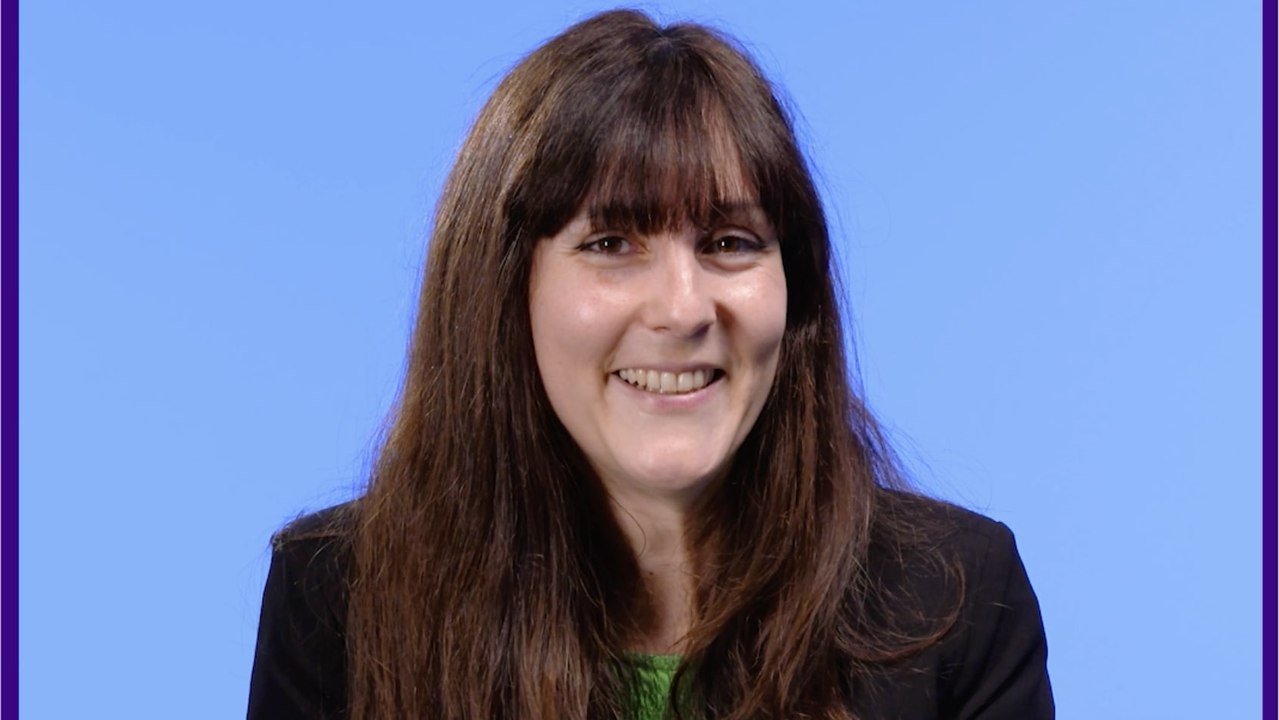 Pauline Mangin, maman d’une petite fille handicapée : “Ça s'appelle une délétion chromosomique 2Q37. Ça ne dit pas grand chose"