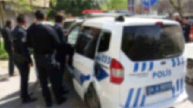 Ailesine kızdı, tüfekle rastgele ateş etti