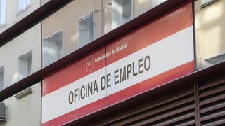 España destruye 139.700 empleos en el inicio del año y el paro sube hasta el 12,29%