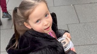 Little girl buys a dupe 'Stanley Cup' with her savings