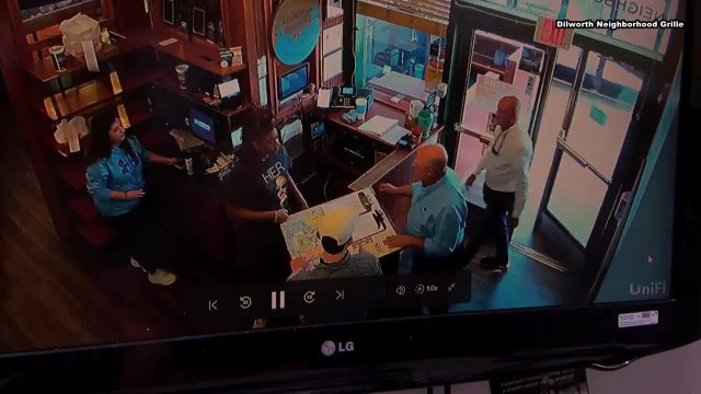 David Tepper confronts restaurant with “Let the coach and GM pick this year” sign