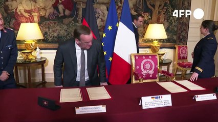 França e Alemanha assinam acordo para desenvolver 'tanque do futuro'