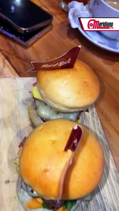 ¡Triple Play: Una jugada perfecta con sabor a Venezuela en el World Burger Tour de Hard Rock Cafe!