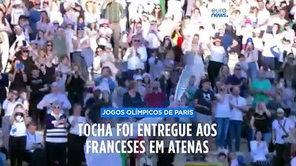 Tocha Olímpica já foi entregue aos organizadores franceses
