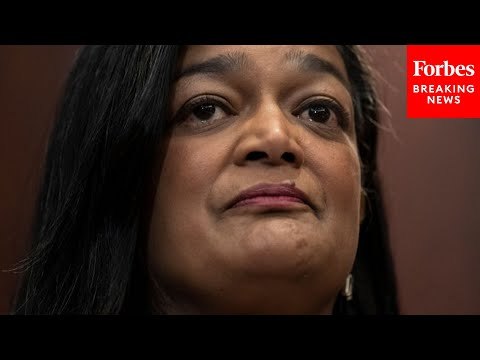 'A Runaround Our Constitutional Protections': Jayapal Decries Warrantless Data Purchasing