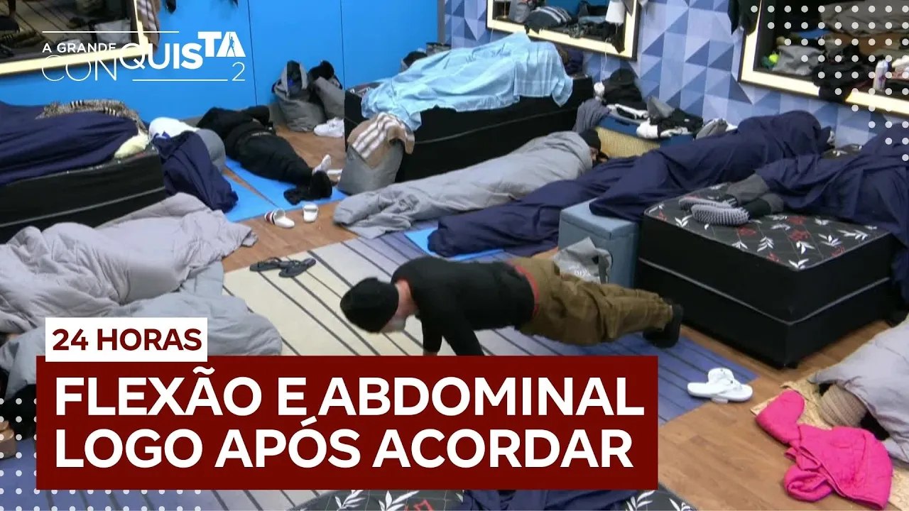 Luciano mal acorda e faz série de flexões e abd...