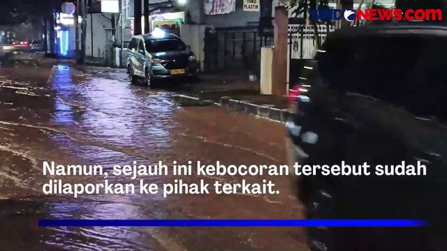 Pipa PAM Bocor di Pondok Kopi, Genangan Air Rendam Jalanan