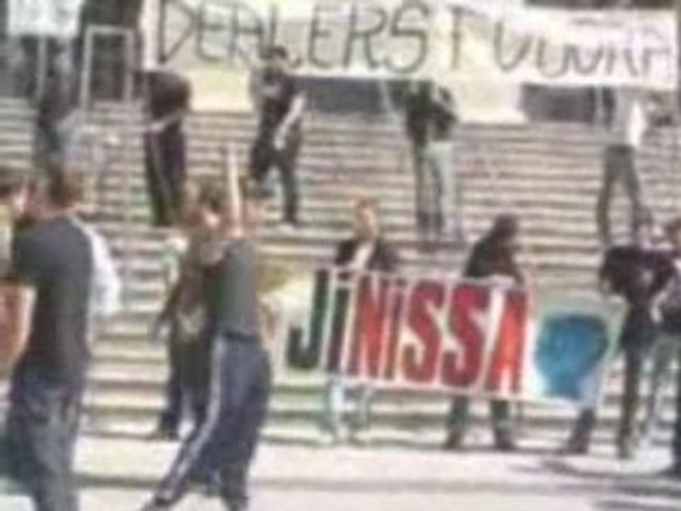 Les identitaires niçois contre la drogue dans le Vieux Nice