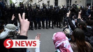 Gaza protest in Paris sees tense standoff with Israel supporters