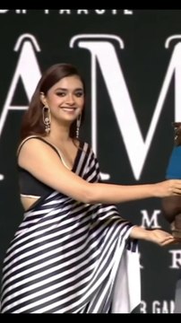 Keerthy Suresh Hot Navel in Saree | Actress Keerthy Hottest Navel