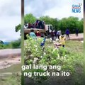 Truck na may sakay na mga residente, tinangay ng baha! | GMA Integrated Newsfeed