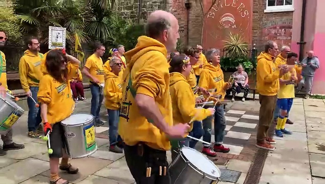 Sambalanco drumming in Hastings Old Town to raise funds towards 2025's Jack in the Green