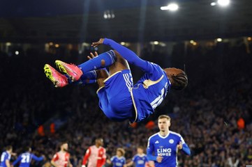 ليستر يضمن عودته إلى الدوري الممتاز