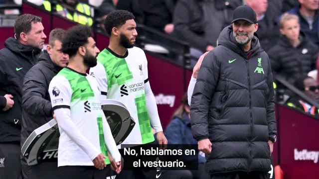 La reacción de Klopp a su discusión con Salah: Es un tema cerrado para mí