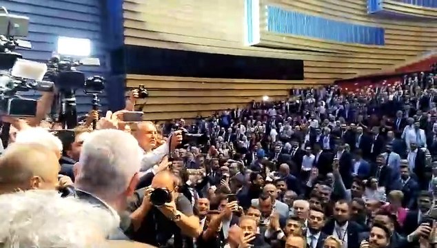 Müsavat Dervişoğlu İYİ Parti Genel Başkanı oldu