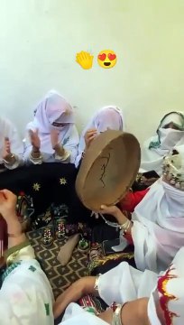 Ahwach chtouka ait baha La fête Tamghra les percussions le chant et les applaudissements