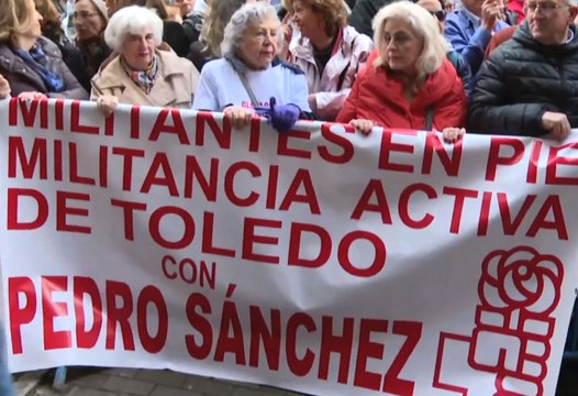 De la exaltada Montero a los militantes más llamativos: los momentos más locos de la concentración en Ferraz