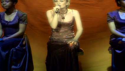 PATRICIA KAAS — JE ME SOUVIENS DE RIEN – (LIVE) | PATRICIA KAAS —  “RENDEZ-VOUS” EN CHANSONS – (1998, À L'OLYMPIA DE PARIS)