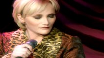 PATRICIA KAAS — FAIS-MOI L'AMITIÉ – (LIVE) | PATRICIA KAAS —  “RENDEZ-VOUS” EN CHANSONS – (1998, À L'OLYMPIA DE PARIS)