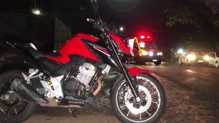 Acidente entre moto e Kwid deixa homem ferido no Centro