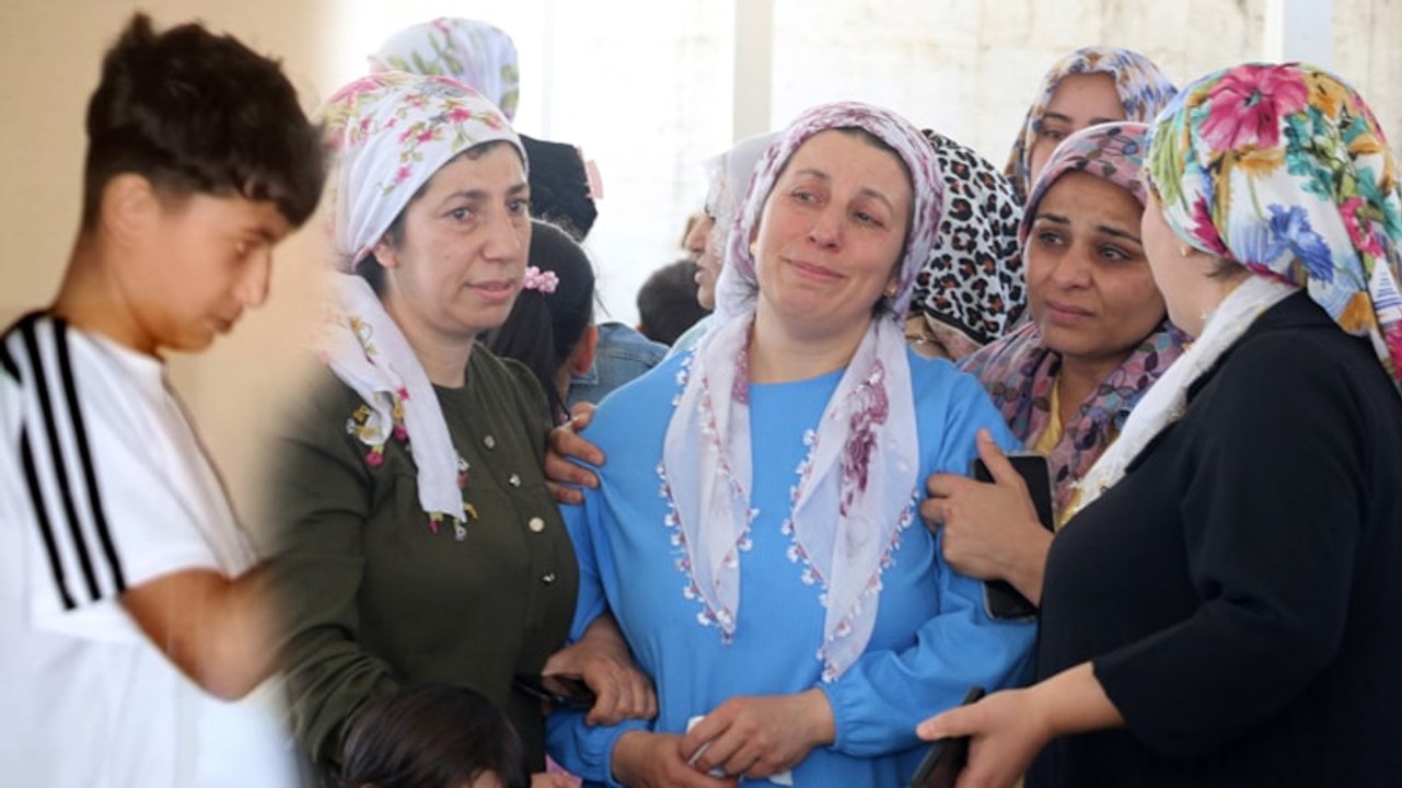 Kamyonete tutunan patenli Berat, düşünce arkadan gelen otomobilin altında kalarak öldü