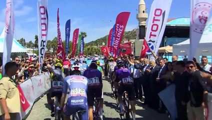 Andersen vainqueur au sprint de la 7e étape, Van Den Broek reste leader