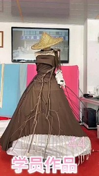 China wangxingman,Autumn Dress Design# fashion designer #pattern design#wangxingman