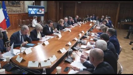 Video herunterladen: Lavoro, a Palazzo Chigi l'incontro governo-sindacati