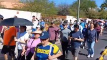 Familiares y agremiados de los sindicatos de la Universidad de Sonora realizaron una caminata  en los alrededores de la Unison