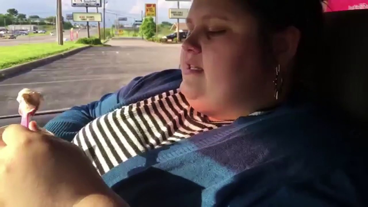 Amberlynn Reid & Foodie Beauty Collab: Out For A Drive