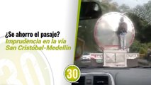 ¿Se ahorró el pasaje? Polizón en camión cisterna en la vía San Cristóbal Medellín