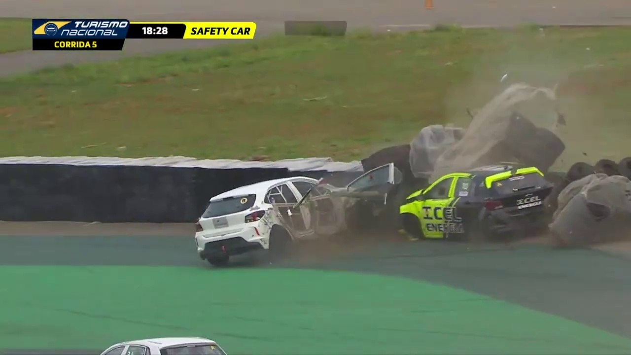 Turismo Nacional BR 2024 Interlagos Race 5 Start Manzini Vinicius Big Crash