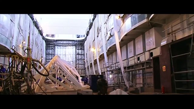 Qui sont les concepteurs de L'Oasis of the Seas , le plus gros paquebot du monde ?