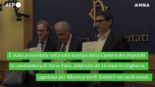 Roberto Salis presenta la candidatura di Ilaria