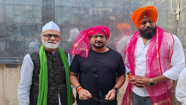 ख्वाजा मोईनुद्दीन चिश्ती की दरगाह में पहुंचे बॉलीवुड एक्टर अरशद वारसी