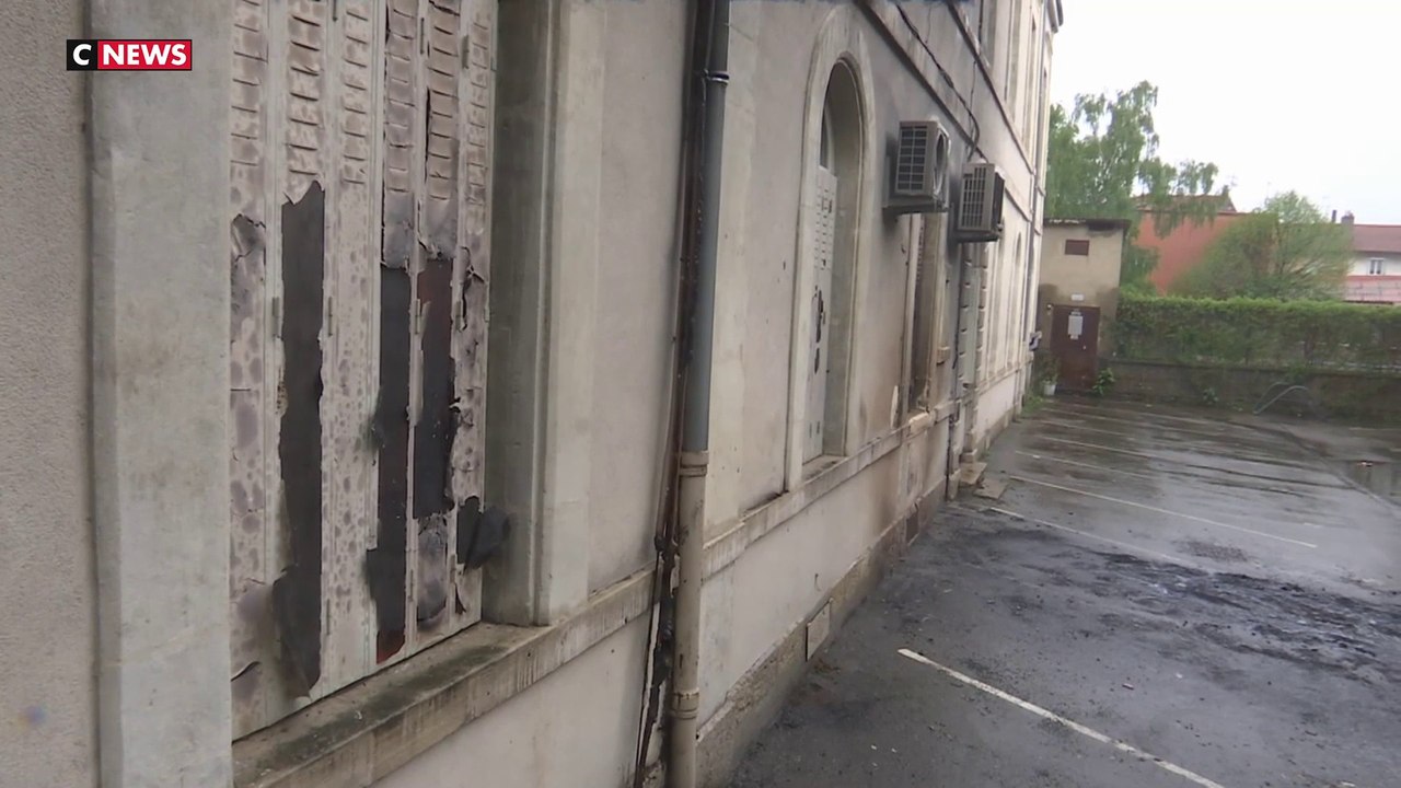 Rhône : cinq mineurs interpellés après l’agression d’un adolescent à Givors, deux voitures de police incendiées