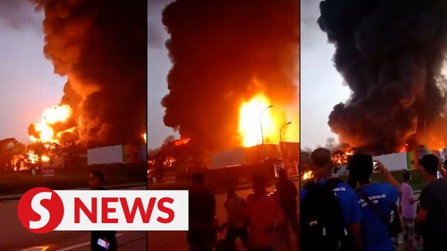 Fire razes Meru paint processing plant